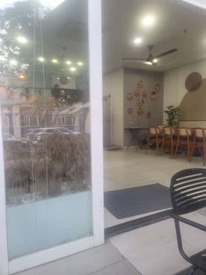 chính chủ cần bán căn hộ ngay cổng T3 hoàng hoa thám