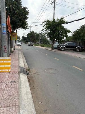Cc cần bán mặt tiền đông thạnh 8-1 ,sát q12 và gò vấp