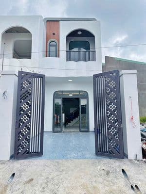 nhà lầu xây mới sổ riêng thổ ngay BV Da Liễu, giáp Trảng Dài