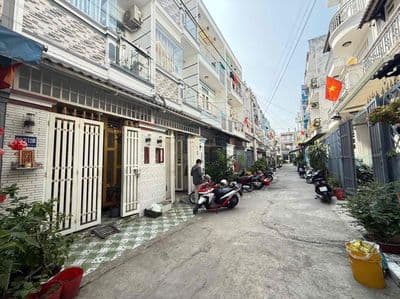 NHÀ MỚI NG CĂN 4 PHÒNG TO KHU NGUYỄN BÌNH