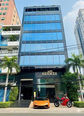 OFFICE 6 TẦNG 8X25M NẰM TRỤC ĐƯỜNG CHÍNH SÁT TRẦN NÃO GIÁ 120 TRIỆU