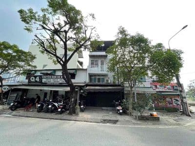 Cho thuê nhà 3 lầu mặt Tiền Trần Xuân Soạn P.Tân Thuận Tây - Quận 7