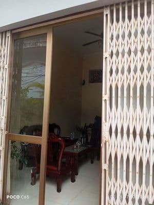 Nhà đẹp 2 tầng diện tích sàn 70m2, ngõ 2 Chợ Hàng