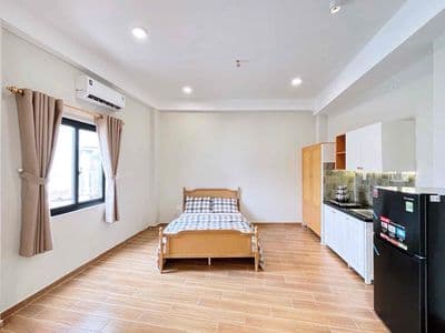 Căn Hộ Tách Bếp Full Nội Thất Nhà Mới Ngay Đầm Sen Đường Hoà Bình