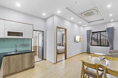 Căn hộ 1 phòng ngủ đẹp, đầy đủ nội thất gần Cầu Rồng