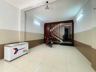 Cho thuê nhà 4 tầng đường 10,5m Trịnh Công Sơn gần Xô Viết Nghê Tĩnh