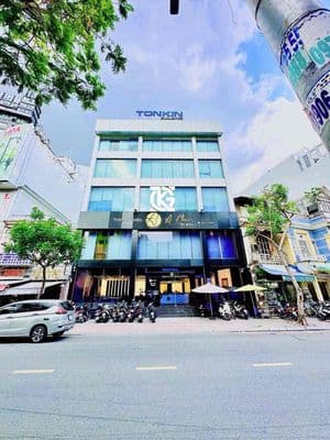 Cho thuê toà văn phòng mặt tiền trần hưng đạo phường bến thành quận 1