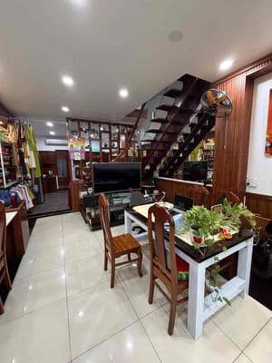 MẶT TIỀN TÂN THỚI NHẤT - 5 TẦNG KIÊN CỐ - DT 4M x 16M - SÁT PHAN VĂ