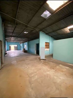 Cho thuê xưởng 350m = 12tr ( thương lượng )
