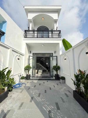 NHÀ MẶT TIỀN PHÙNG HÁ