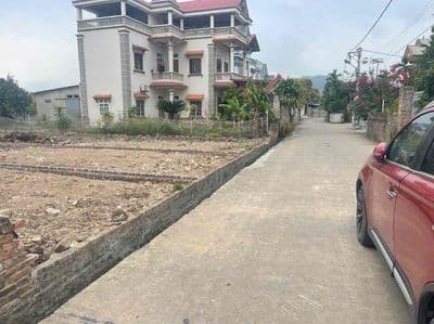 Chính chủ bán 50m tt quang minh, đường ô tô tránh