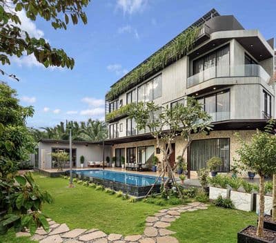 Cho thuê villa sân vườn hồ bơi cao cấp – quận 9
