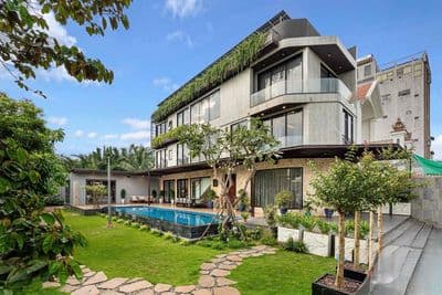 Cho thuê villa sân vườn hồ bơi cao cấp – quận 9