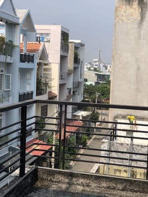 Bán nhà gần chợ An Nhơn - Khu cao tầng đường xe tải
