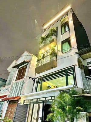 Hơn 6 tỷ, Nhà Gò Vấp ,HXH 8m, Gara 2 oto ,5 tầng, 60m2 nội thất nhập