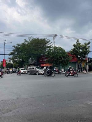 Cho thuê Góc 2 Mặt tiền Khu Tây Thạnh, Tân Phú: 9x23, Cấp 4