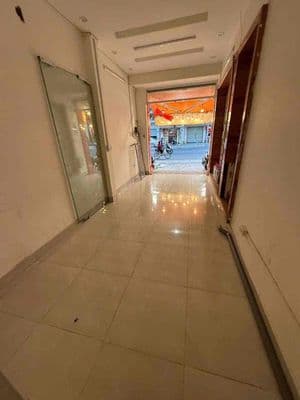 Cho thuê nhà mặt tiền kinh doanh đường 30/4 - gần công viên biên hùng