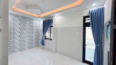 Bán nhà 2 tầng mặt tiền đường Phong Bắc 9 - gần đường Thăng Long