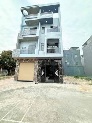 nhà phố có phòng ngủ dưới khu lộc phát 22/12 giá rẻ nhất khu