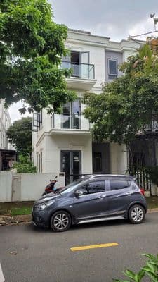 Bán căn biệt thự song lập 112m ngang 8m đối diện công viên