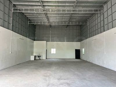 Kho xưởng 200 m² trục chính trong KDC Phú An
