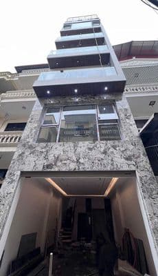 THẠCH BÀN – NHÀ ĐẸP 6 TẦNG THANG MÁY, Ô TÔ ĐỖ CẠNH NHÀ- GIÁ 8,9 TỶ