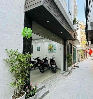 quy hoạch ổn định 62m2-5T- ô tô đỗ cổng-8phòng - chủ bán gấp