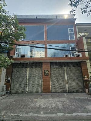 Biệt thự văn phòng QL 1A