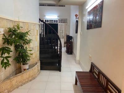 Trung Tâm Long Xuyên: Nhà đẹp, thoáng mát, trung tâm TPLong Xuyên
