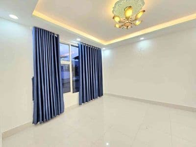 QUẬN 8, NHÀ PHẠM THẾ HIỂN GẦN CHỢ Nhị THIÊN ĐƯỜNG, 9 × 6, SHR, 5,49 TỶ