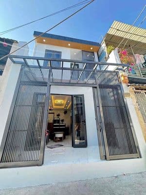 CẦN BÁN GẤP NHÀ TẠI CHỢ BÌNH CHÁNH
