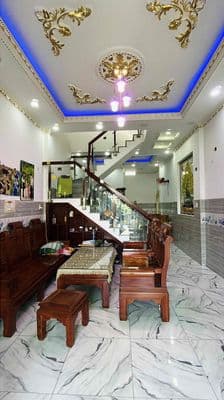 Nhà đẹp 4*12m 2PN hẻm 5m 2/ ngắn Chợ THỚI HOÀ sát KCN Vĩnh Lộc A
