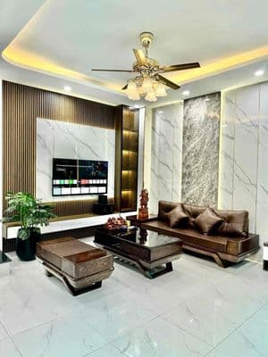 Hiếm . Nhà Giáp Nhị ngõ thông kinh doanh , gần chợ phù hợp tóc nail mi