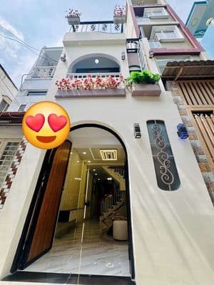 Bán nhà đẹp mới thiết kế hiện đại đường Dạ Nam P2 Q8