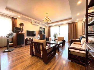 Ô Chợ Dừa, 30m ra phố, ngõ ba gác thông, nhà dân xây mới, lô góc, 42m2