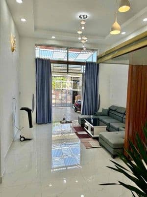 4.6TỶ NGUYỄN DU| TTHC DĨ AN| 95M2| 1SẸC| SÂN ĐỂ ÔTÔ TRONG NHÀ