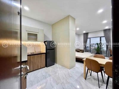 Siêu phẩm chdv full nội thất - ban công - ngay aeon tân phú