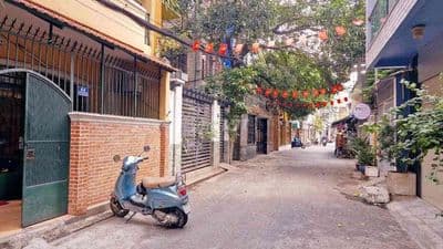 Bán nhà MT truơng hoàng thanh k300 p12, Tân hơn hòa dt 5x14m 2 lầu st