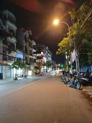 Bán nhà MT Quách văn Tuấn, k300 p12, tb Dt : 4,3x24m 3 lầu ST 21,5 ty