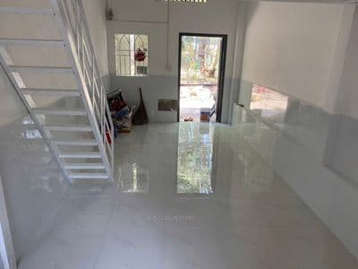 Nhà mới 99% ở linh trung giá 590 tr