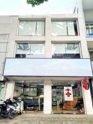 Nhà mặt tiền ngay ga t3_7x25m, trệt 2 lầu trống suốt.