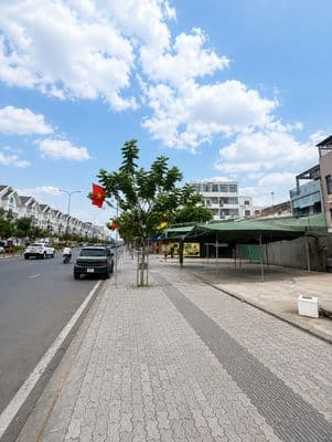 cho thuê mặt bằng Dương Quảng Hàm Cityland