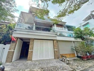 Biệt Thự Cho Thuê, MT Cù Lao_Q.PN_10x18m, Trệt 3 Lầu.