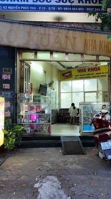 Cho thuê mặt tiền đường lớn, đối diện trường tiểu học ở Tân Bình