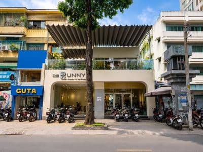 Phạm ngọc thạch & hồ con rùa quận 3 - 10x38m - 2 tầng