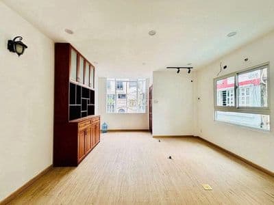 Cho thuê nhà hxh 25 nguyễn bỉnh khiêm q1, dt 5x10m trệt 2 lầu st, 35tr