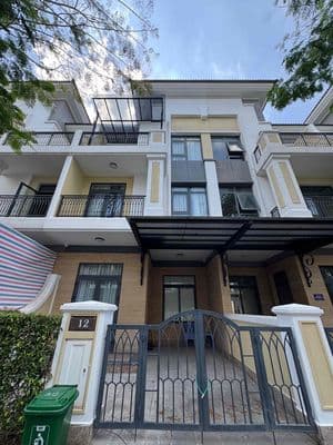 Biệt thự verosa park full nội thất đẹp - gần global city