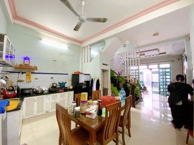Hxh vào nhà-53m2-ngang 5m-3tầng-3pn-gần phạm văn chiêu gv-còn 6,8tỷtl