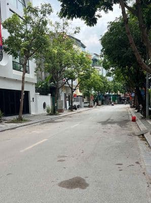 Nhà dân xây phú thượng -tây hồ– 2 thoáng trước, sau-tặng nội thất