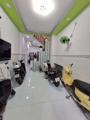 Bán Nhà đường Lê Thành Phương P15 QUẬN 8 - 44,8m2 - 4PN - 3TẦNG -SHR